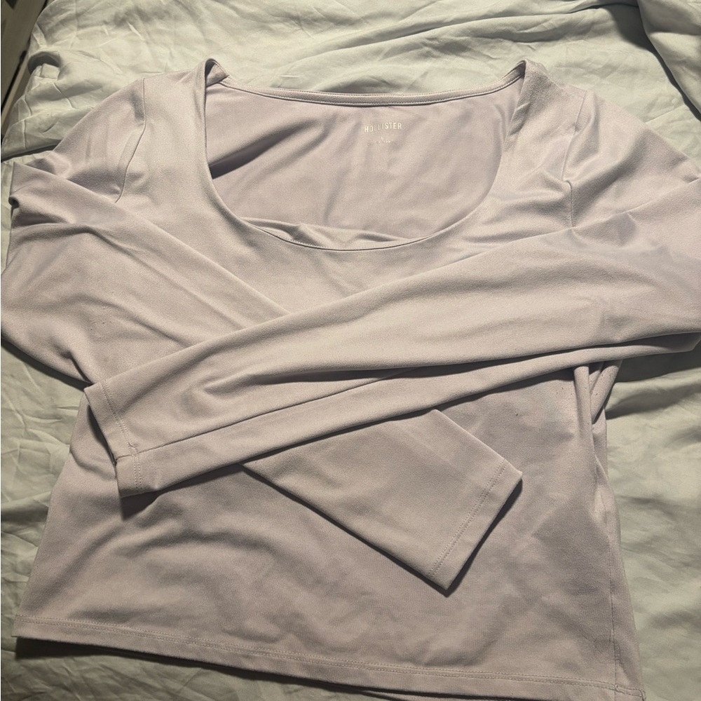 Hollister Long-Sleeve Seamless Fabric Scoop neck long sleeve Lavender